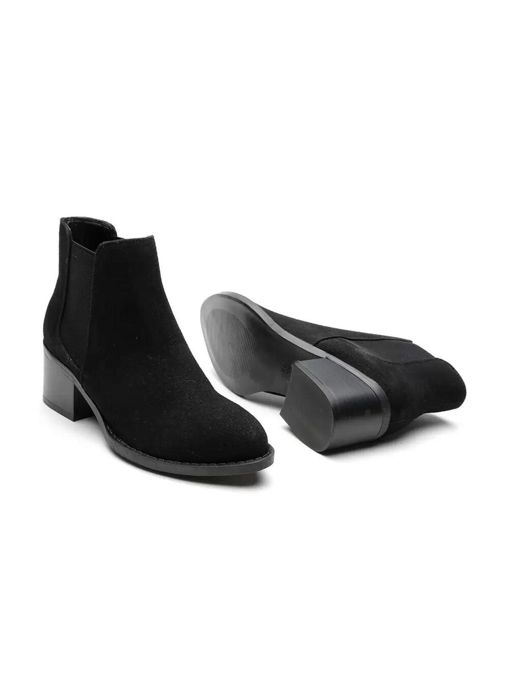 Forever 21 Black Faux Suede Block Heel Ankle Boots Booties Round Toe Size 8 - Picture 4 of 9